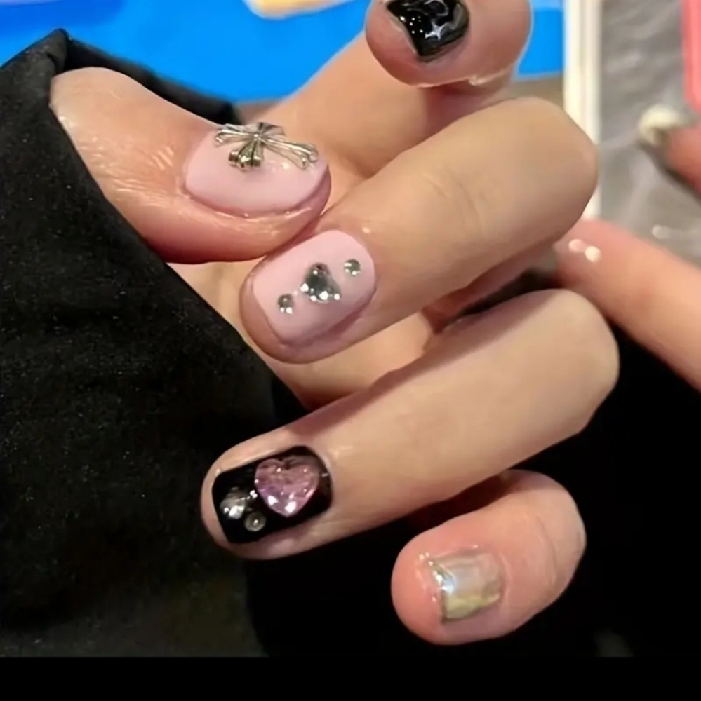 3D Cross Rhinestone Hearts Press On Nails